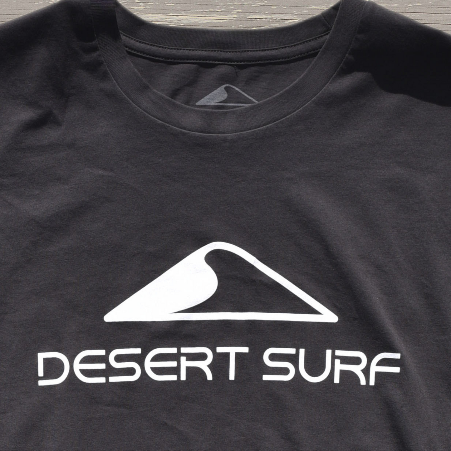 Desert Surf - Short Sleeve T-Shirt - Coal